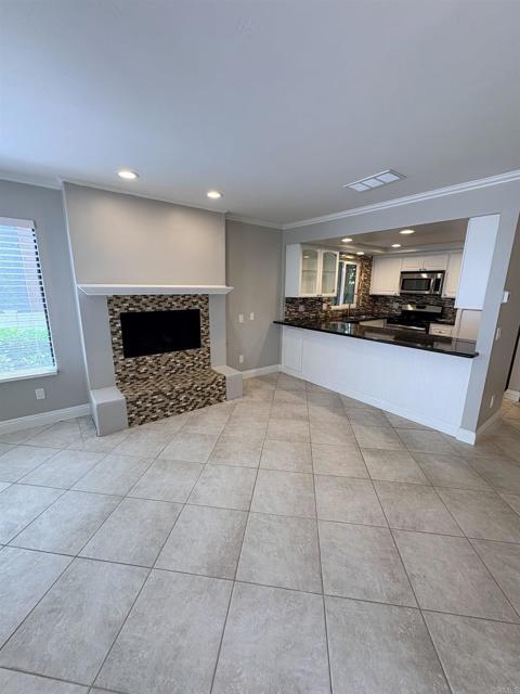 Building Photo - 4603 Cove Dr