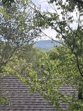 Building Photo - 6490 Hart Ln