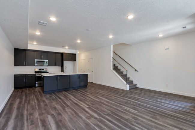 Building Photo - 381 E 9000 S