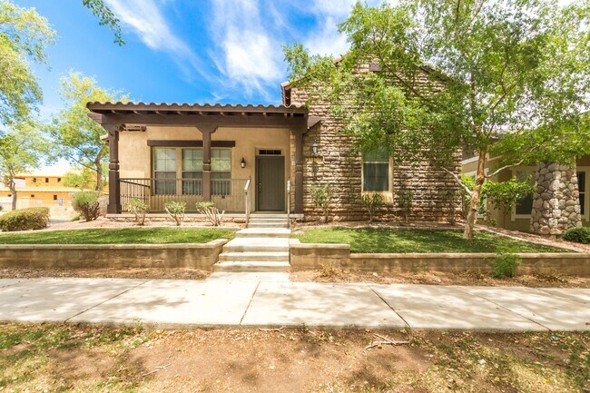 Building Photo - Lots of sq ft for the money! Excellent loc...