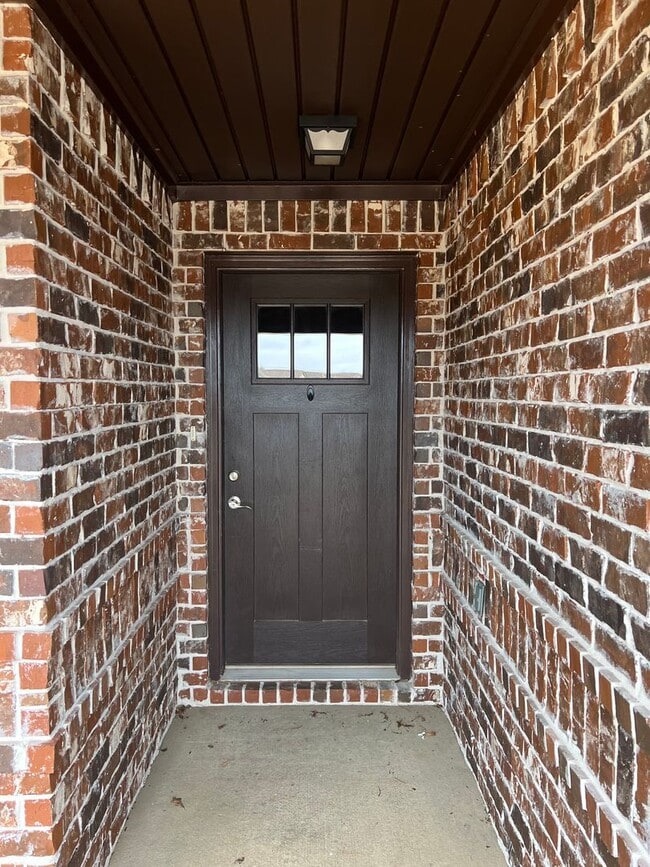 Building Photo - Beautiful Prattville Home