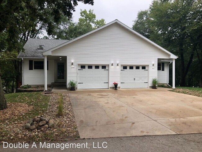 Building Photo - 3 br, 2 bath House - 159 4th St.