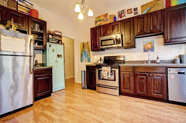 Foto del edificio - 402 N Delaware St