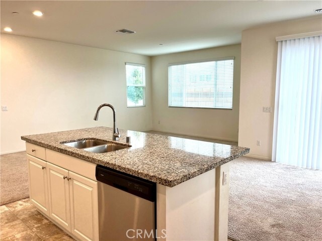 Building Photo - 1586 Redwoods Drive Pl