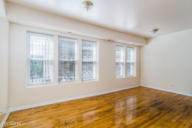 Foto del edificio - 7502 S Kingston Ave