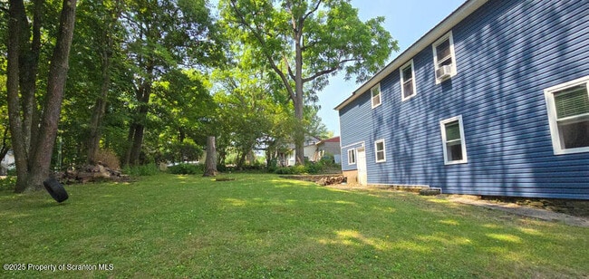 Building Photo - 34 Vandermark Ave