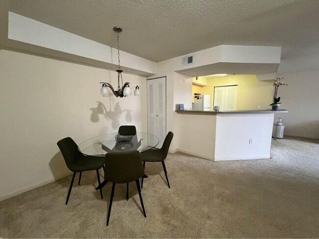 Foto del edificio - 3736 NW Adriatic Ln