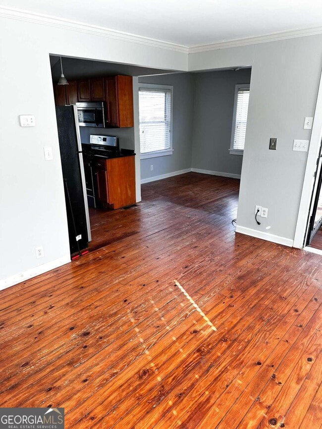 Foto del edificio - 1895 Francis Ave NW