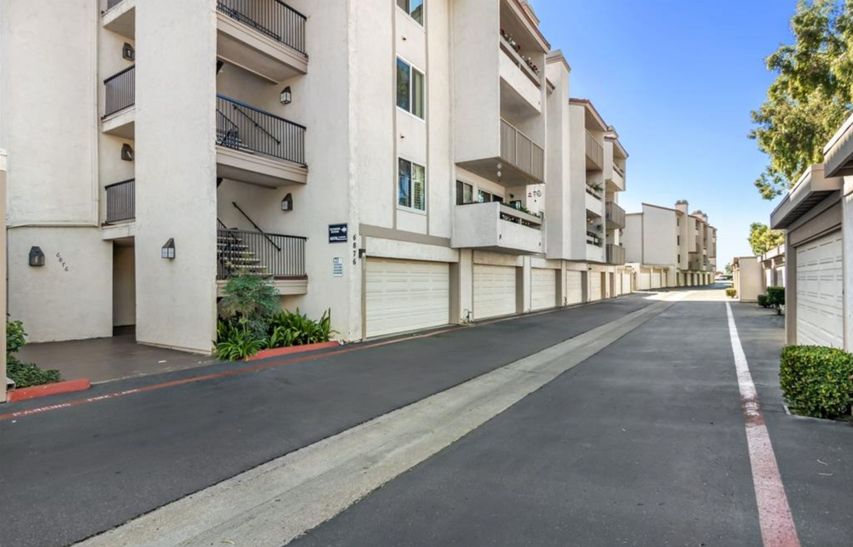 Primary Photo - Condo w/ Cowles Mountain View & Garage