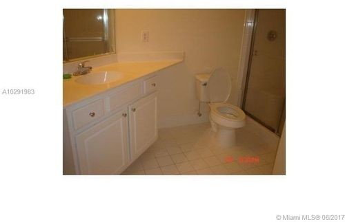 Foto del edificio - 11793 W Atlantic Blvd