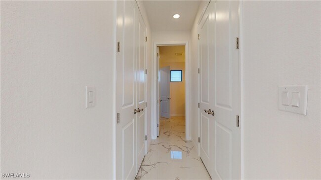 Foto del edificio - 2310 NW 26th Pl
