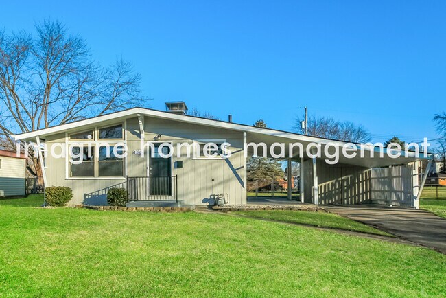 Foto del edificio - Stunning mid-century 3-Bedroom Home in Cin...