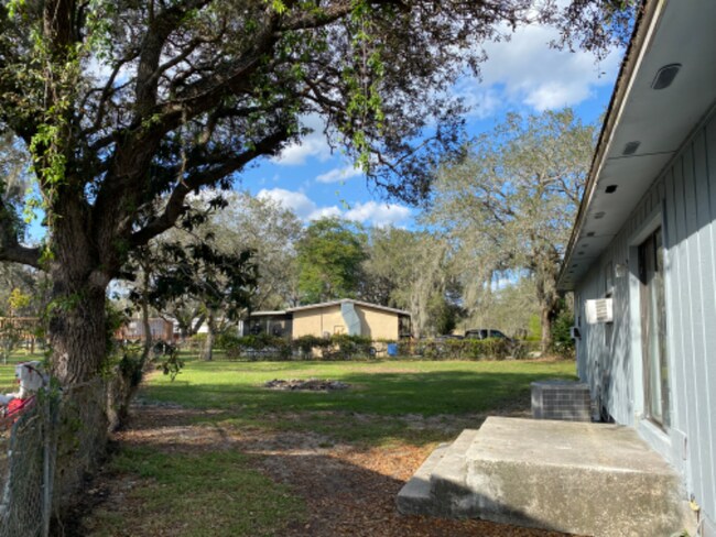 Foto del edificio - 4524 Howard St