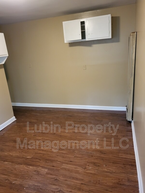 Foto del edificio - 2468 Yale Ave