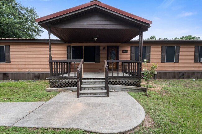 Foto del edificio - 15807 Cypress Garden Dr