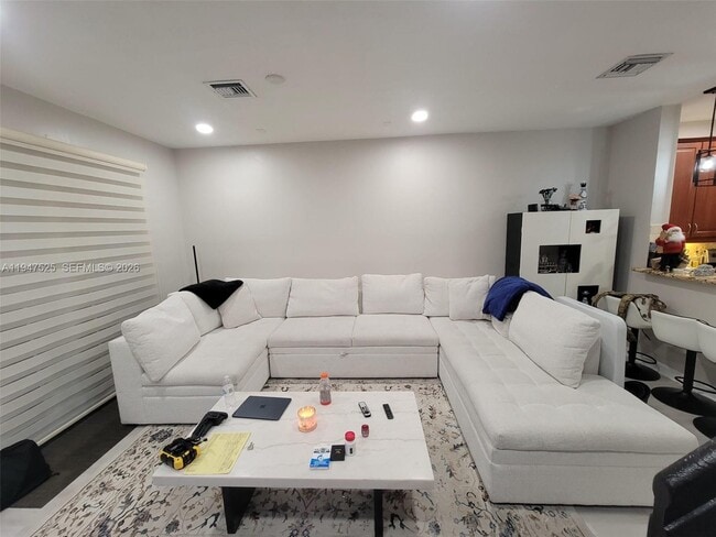 Foto del edificio - 2636 SW 81st Terrace