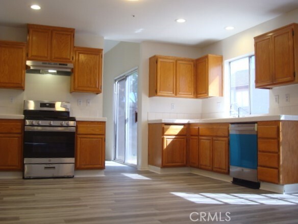 Building Photo - 13505 Sutter Ct