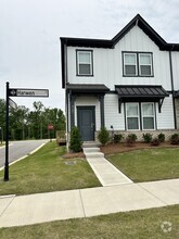 Building Photo - 9101 Harwen Ln