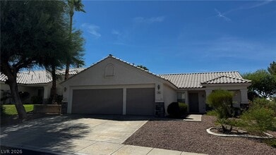 Building Photo - 249 Datura St