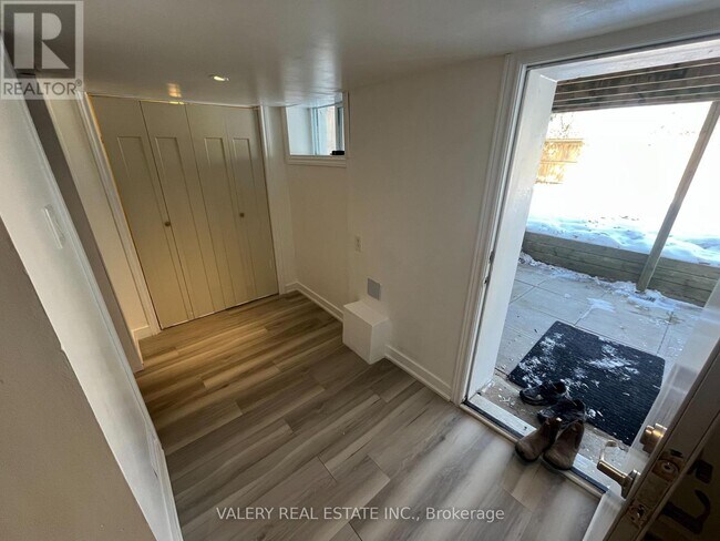 Photo du bâtiment - 17 Terrace Hill St