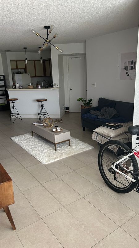 Foto del edificio - 3330 Pinewalk Dr N