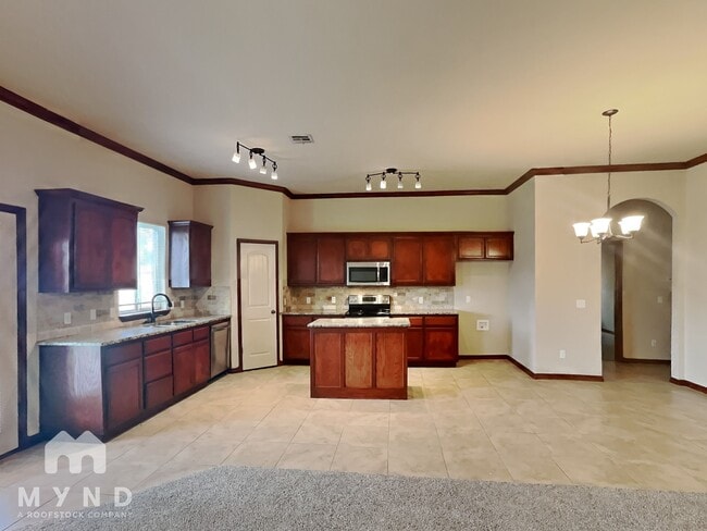 Building Photo - 3412 Valley Hollow