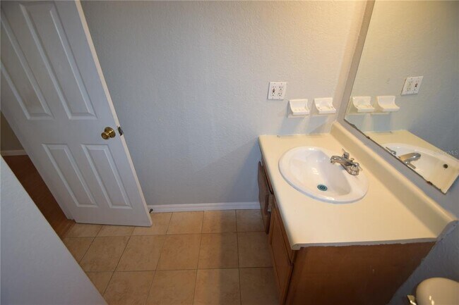 Foto del edificio - 2762 Gale Rose Dr