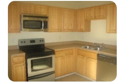 Building Photo - 4400 Gladewood Run