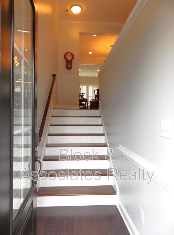 Foto del edificio - 104 Penley Cir