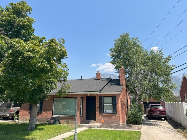 Building Photo - 542 N 970 W