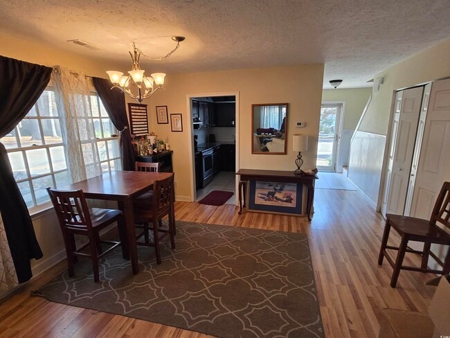 Building Photo - 830 44th Ave N