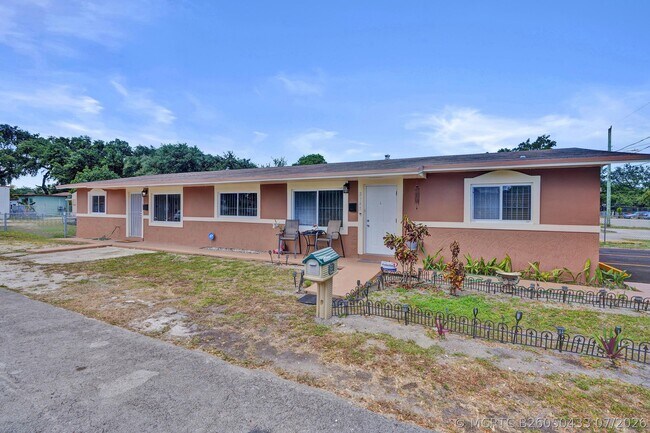 Building Photo - 2147 NW 100th St