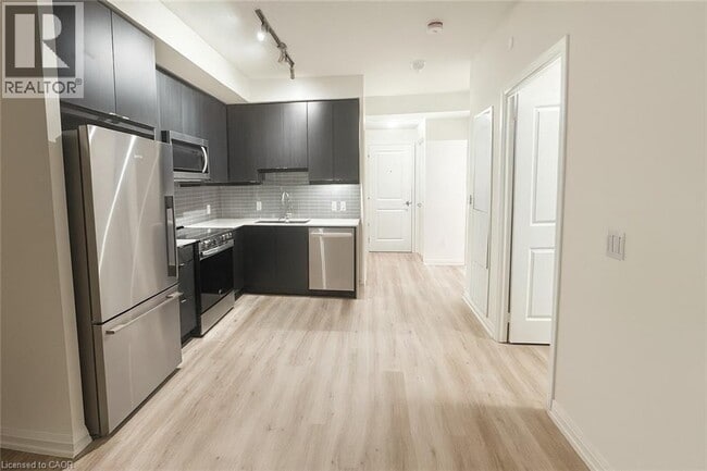 Building Photo - 3260 Sheppard Ave E