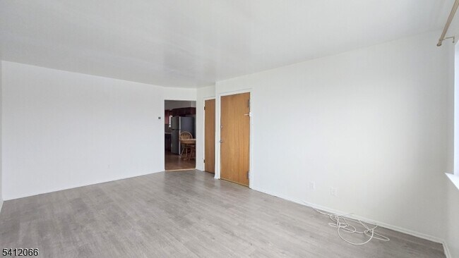 Building Photo - 619 Sussex St