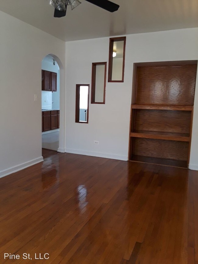 Foto del edificio - 314-314 N Pine Ave