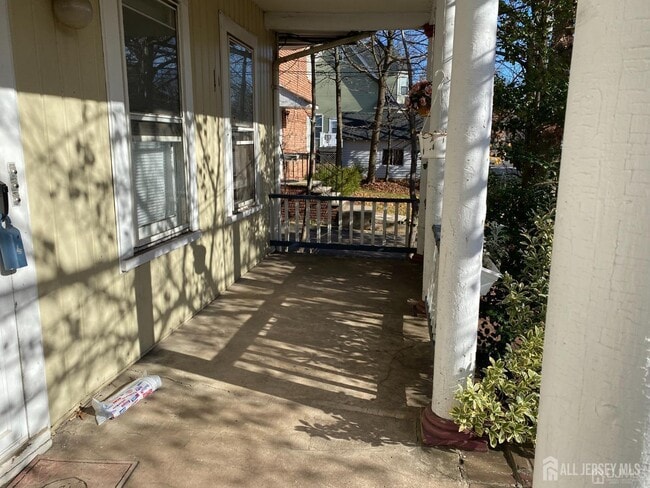 Foto del edificio - 235 Montgomery St