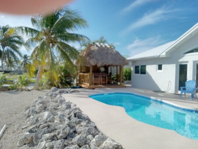 Building Photo - 1655 Sunrise Dr
