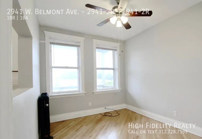 Foto del edificio - 2941 W Belmont Ave