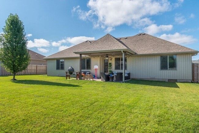 Building Photo - COMING SOON! Battlefield Area, Republic Public Schools