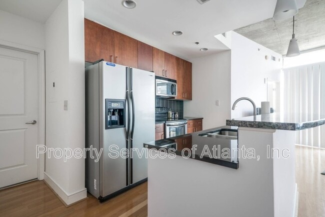 Photo - 950 W Peachtree St NW Apartment