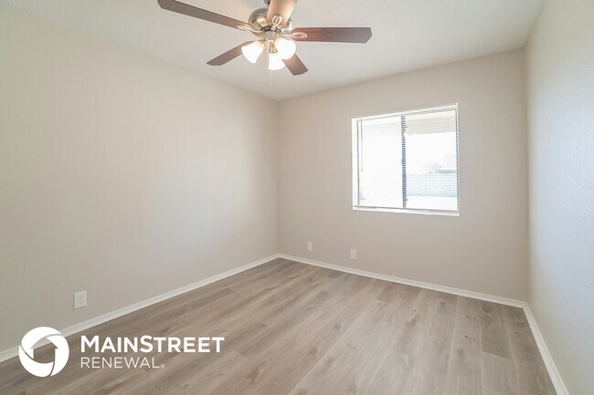 Foto del edificio - 5212 N 73rd Ln
