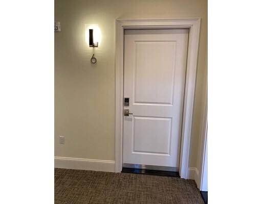 Foto del edificio - 36 Elmwood Ave