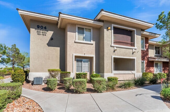 Foto del edificio - 904 Duckhorn Ct