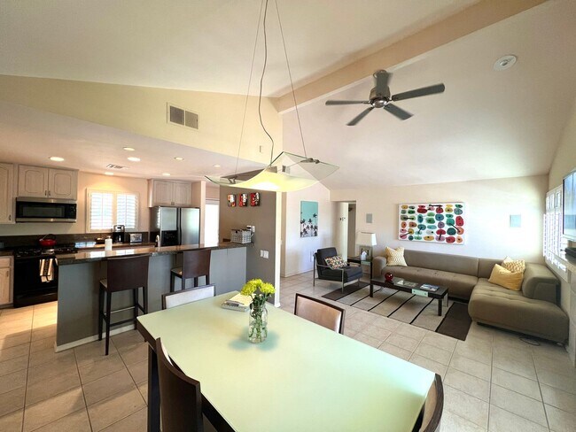 Building Photo - PALM SPRINGS OASIS HOME - FURNISHED - Avai...