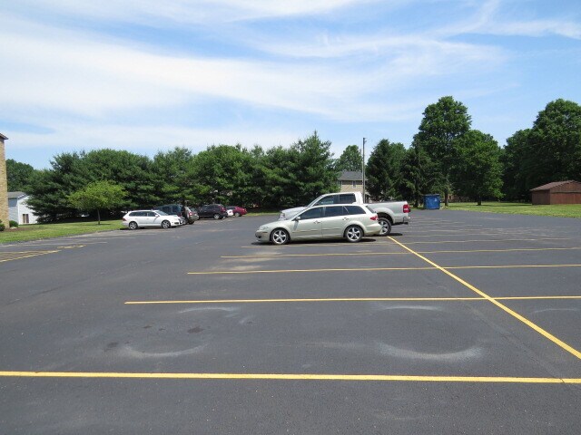 Estacionamiento - 5240 Emil Ave SW