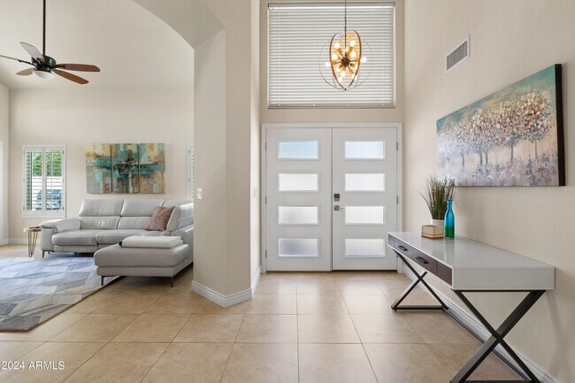 Building Photo - 9665 E Sutton Dr