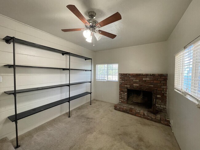 Building Photo - 9278 Stanford Ln