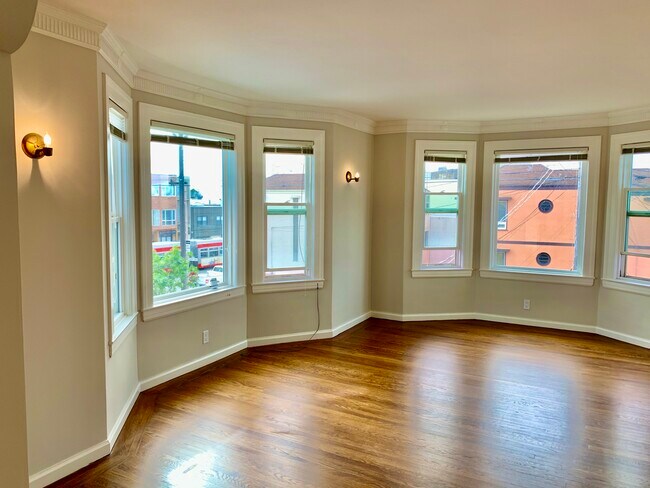 Foto del edificio - 1384 32nd Ave