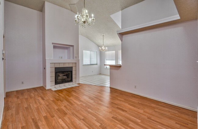 Building Photo - 7324 Canyon Run Dr