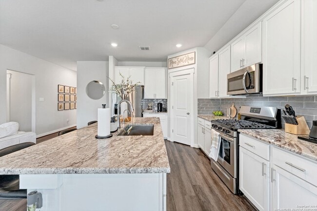 Building Photo - 4323 W Vasquez Cir
